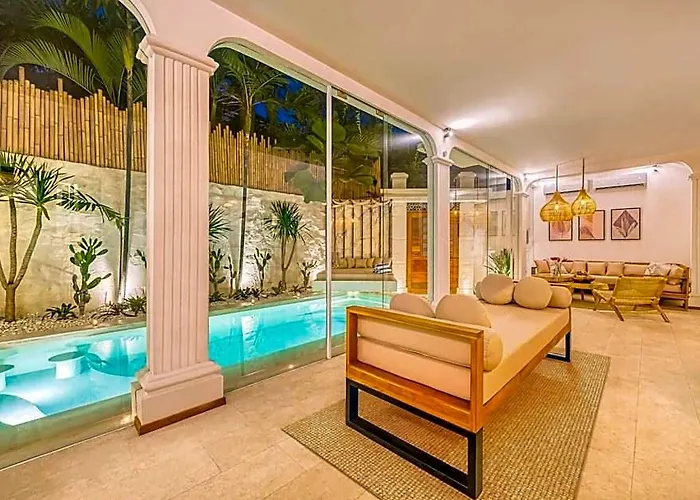 Villa San Diego: Brand New 4bdr *