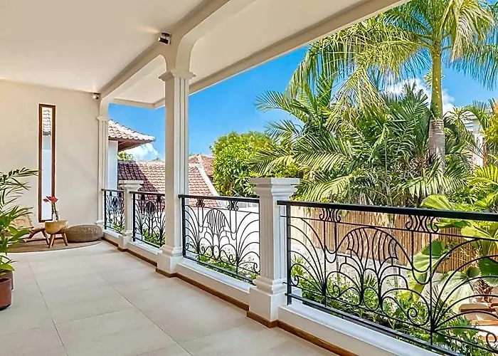 Villa San Diego: Brand New 4bdr
